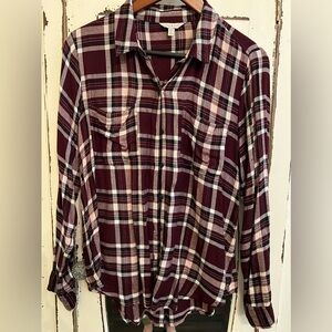 Lucky brand flannel, button-down plaid shirt in maroon | M